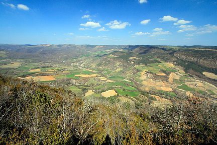 Point de vue sur un côté de la falaise