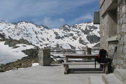 La terrasse du refuge de Migouélou