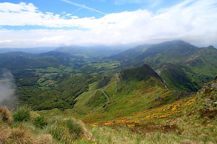 Vue depuis le sommet du Puy Mary