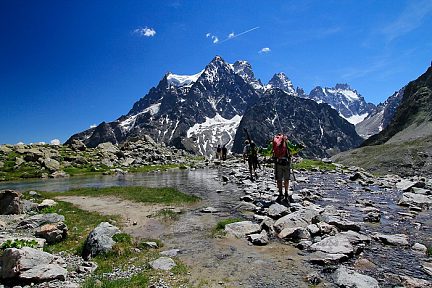 Lac Tuckett et massif du Pelvoux