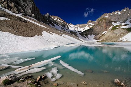 Lac des Béraudes et quelques glaçons