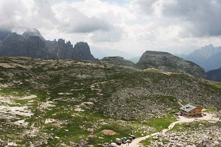 Refuge Lavaredo dans les Dolomites, altitude 2344 m
