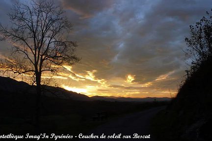 Coucher de soleil sur Bescat