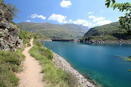 Lac et barrage des Gloriettes, retour du cirque d'Estaubé