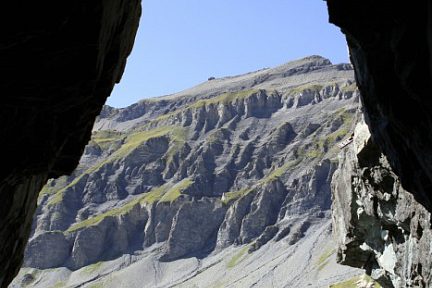 Lac d'Emosson, panorama de montagne 8