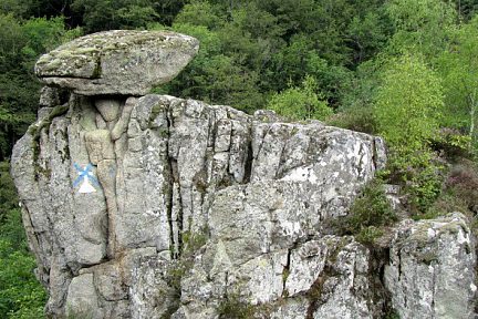Rocher à côté du village de Bez Bédène, Aveyron