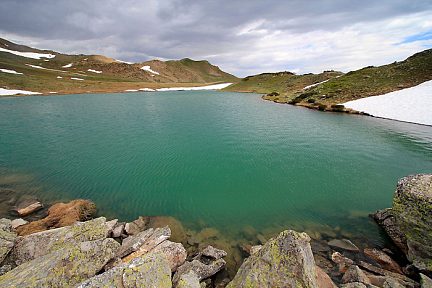 Une éclaircie sur le lac de l'Oule