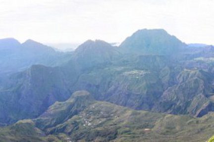 Cirque de Mafate vu depuis le Maïdo