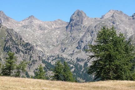 Pas des Roubines, vue sur la Cougourde
