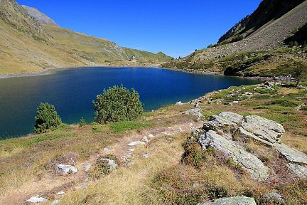 Lac d'Ilhéou et son refuge