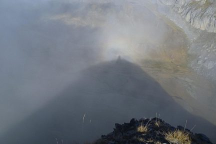 Spectre de Brocken depuis le pic de la Glère