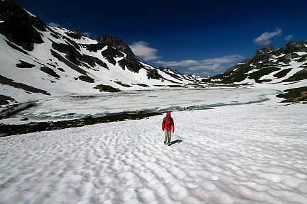 Lac Rond enneigé, Hautes-Alpes