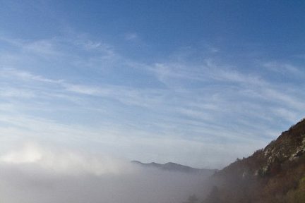 Ciel bleu au sommet du Reculet, Jura