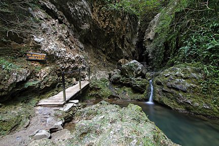 Au bout des gorges de Kakuetta