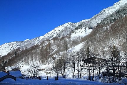 Vallée de Barèges sous la neige, Hautes-Pyrénées