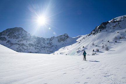 Le soleil brille sur les Pyrénées