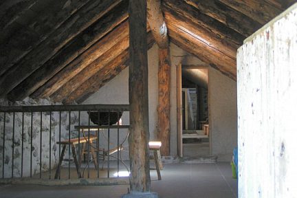 Intérieur du Buron de la Fumade Vieille