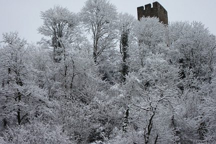 Château de Luz Saint Sauveur sous la neige
