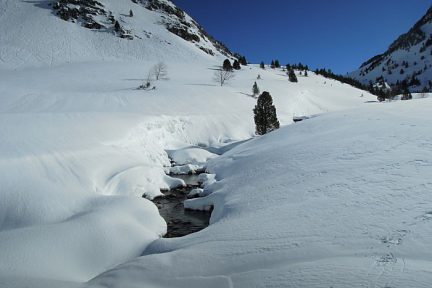 Randonnée en raquettes au dessus de Barèges, Pyrénées