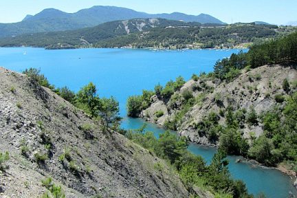 Lac de Serre Ponçon, Alpes françaises