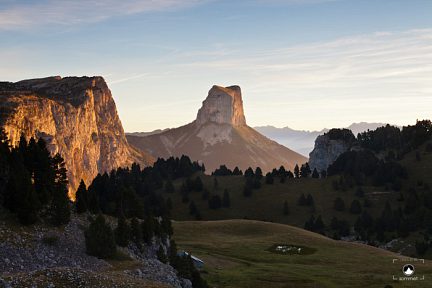 Mont Aiguille depuis le pas de l'Aiguille