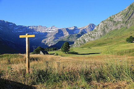 Panneau pour monter au col du Pourteillou