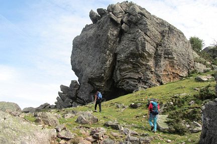 Randonnée au Mondarrain, dans le Pays Basque