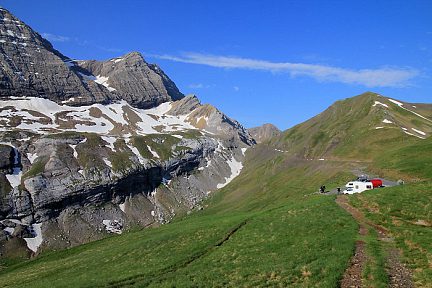 Le col de Tentes derrière nous