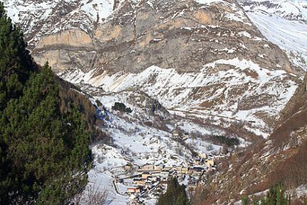 Village de Gavarnie tout en bas