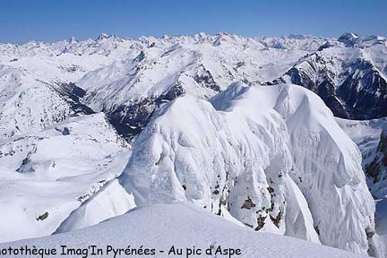 Depuis le sommet du pic d'Aspe