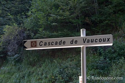 Départ de la balade à la cascade de Vaucoux