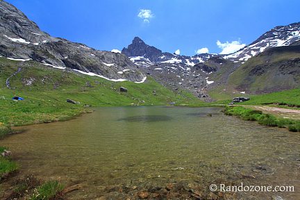 Au bord du lac de la Blanche