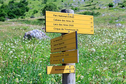 Panneau indiquant cirque de Troumouse