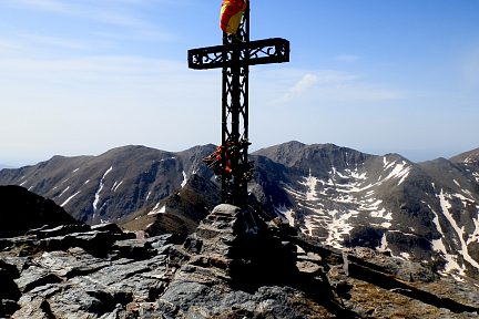 Sommet du Canigou et sa croix, 2784 m