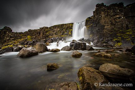 Cascade d'Öxarárfoss en Islande