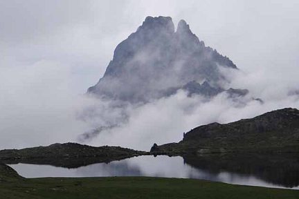 Ossau dans la brume