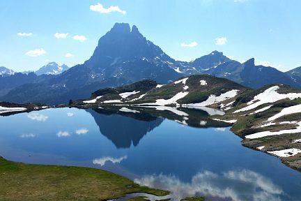 Le lac Gentau depuis le refuge