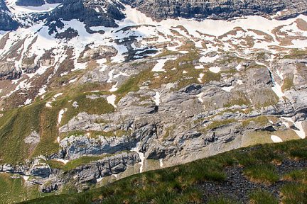 Taillon et Brèche depuis le pic de Tentes