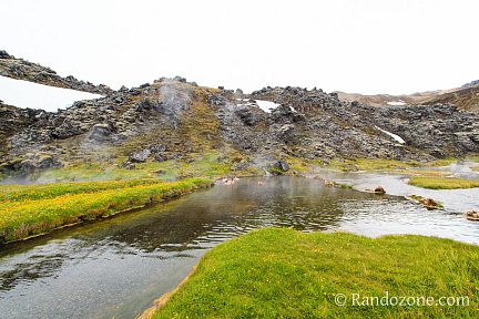 Source d'eau chaude en Islande