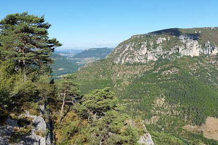 De l'autre côté de la corniche
