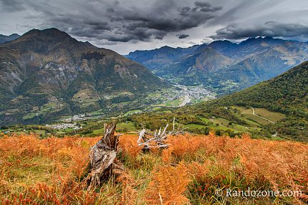 Vallée de Luz-Saint-Sauveur depuis Aynis