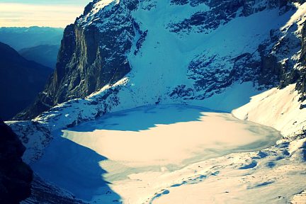 Lac de l'Eychauda en montant au col