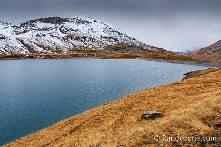 Barrage et lac de la Sassière