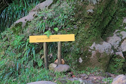 La chute est haute de 40 mètres