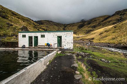 Piscine naturelle de Seljavallalaug, Islande