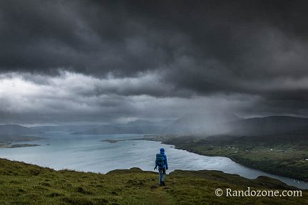 En descendant de Ben Tianavaig