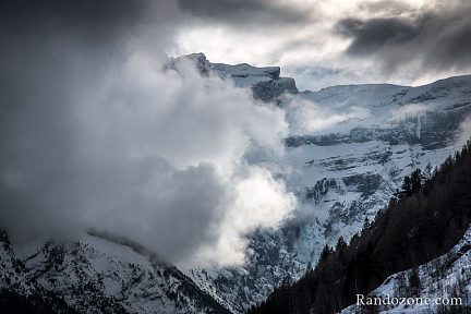 Cirque de Gavarnie dans les nuages en janvier 2017