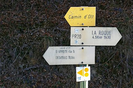 La Roque se trouve à 4,5km