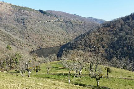 Le lac passe juste en bas 