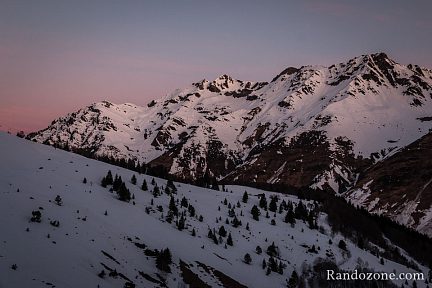 Premières lumières du jour qui se lève